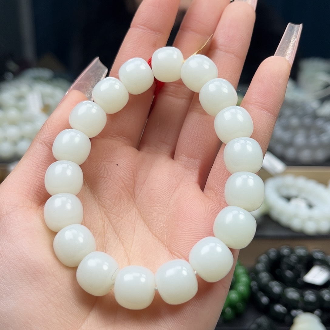 和田玉手链未镶嵌