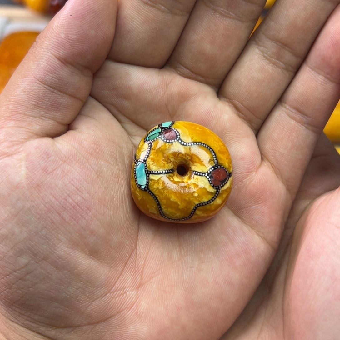 未镶嵌吊坠(不含链)蜜蜡