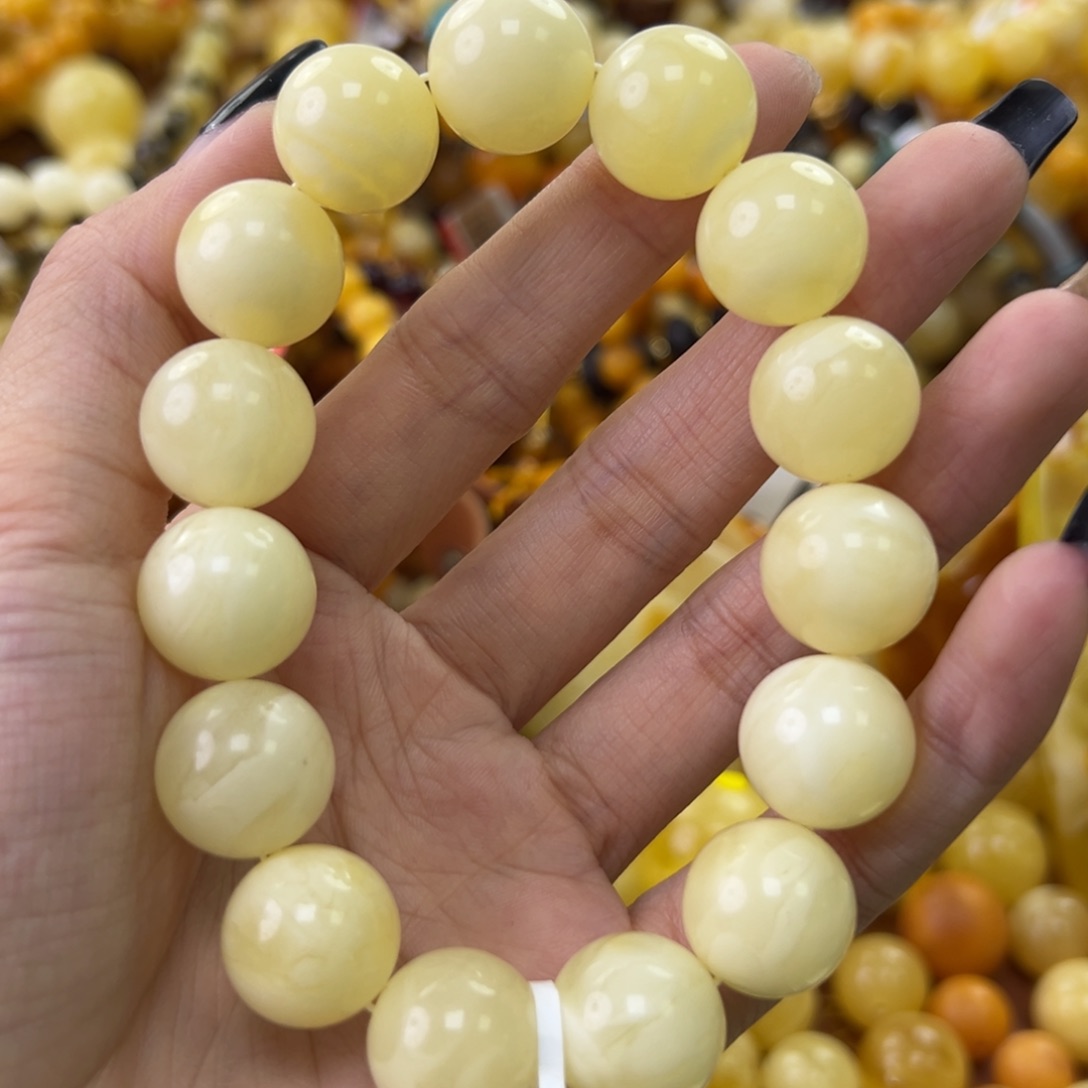 琥珀珠宝奇石未镶嵌