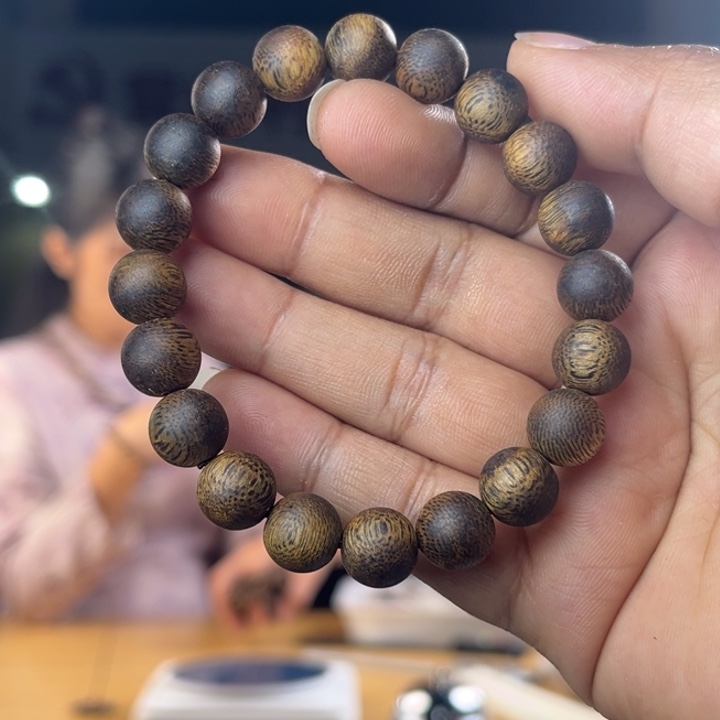 沉香手串奇楠透顶绿圆珠10mm单圈9克多样性发一S16