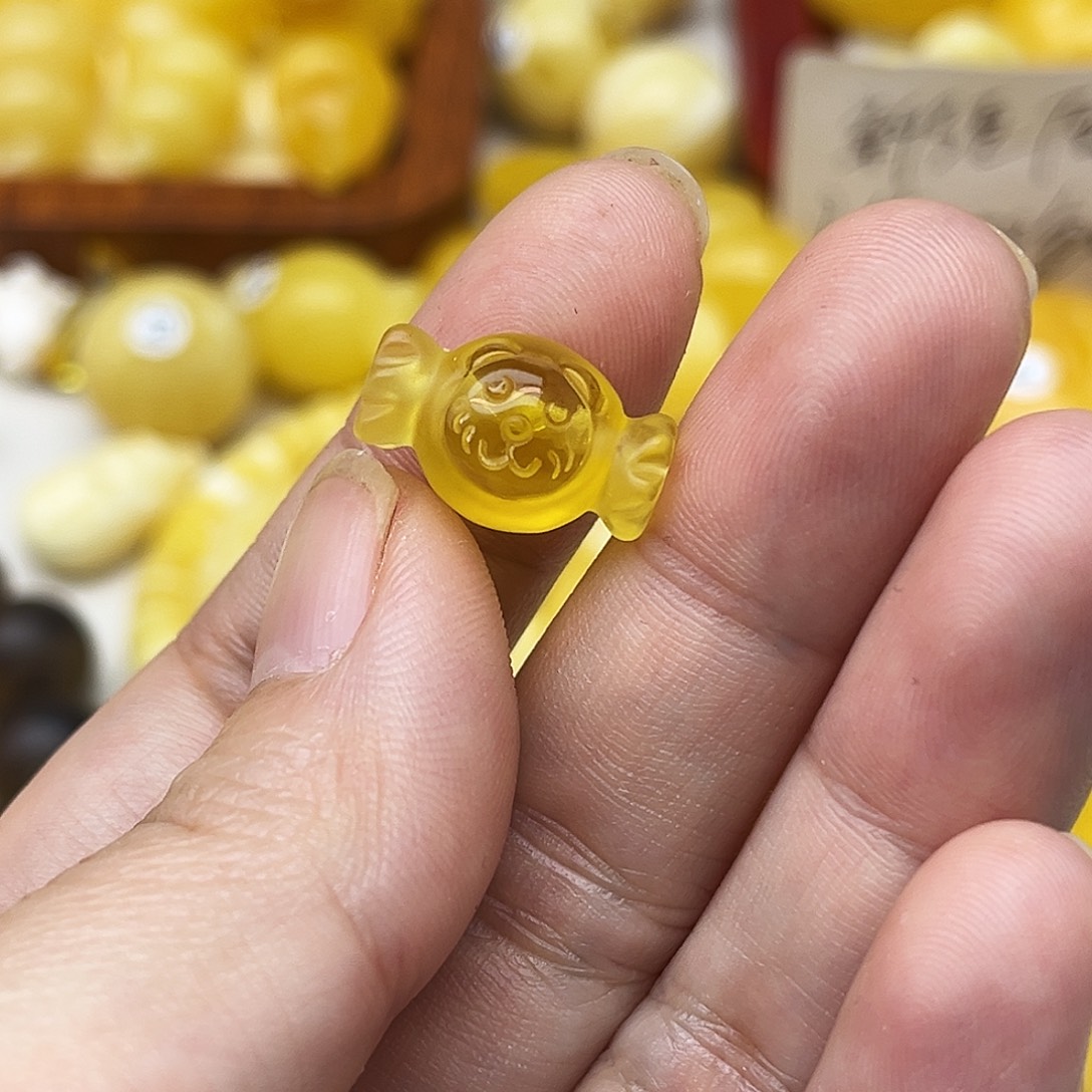 蜜蜡未镶嵌裸石天然