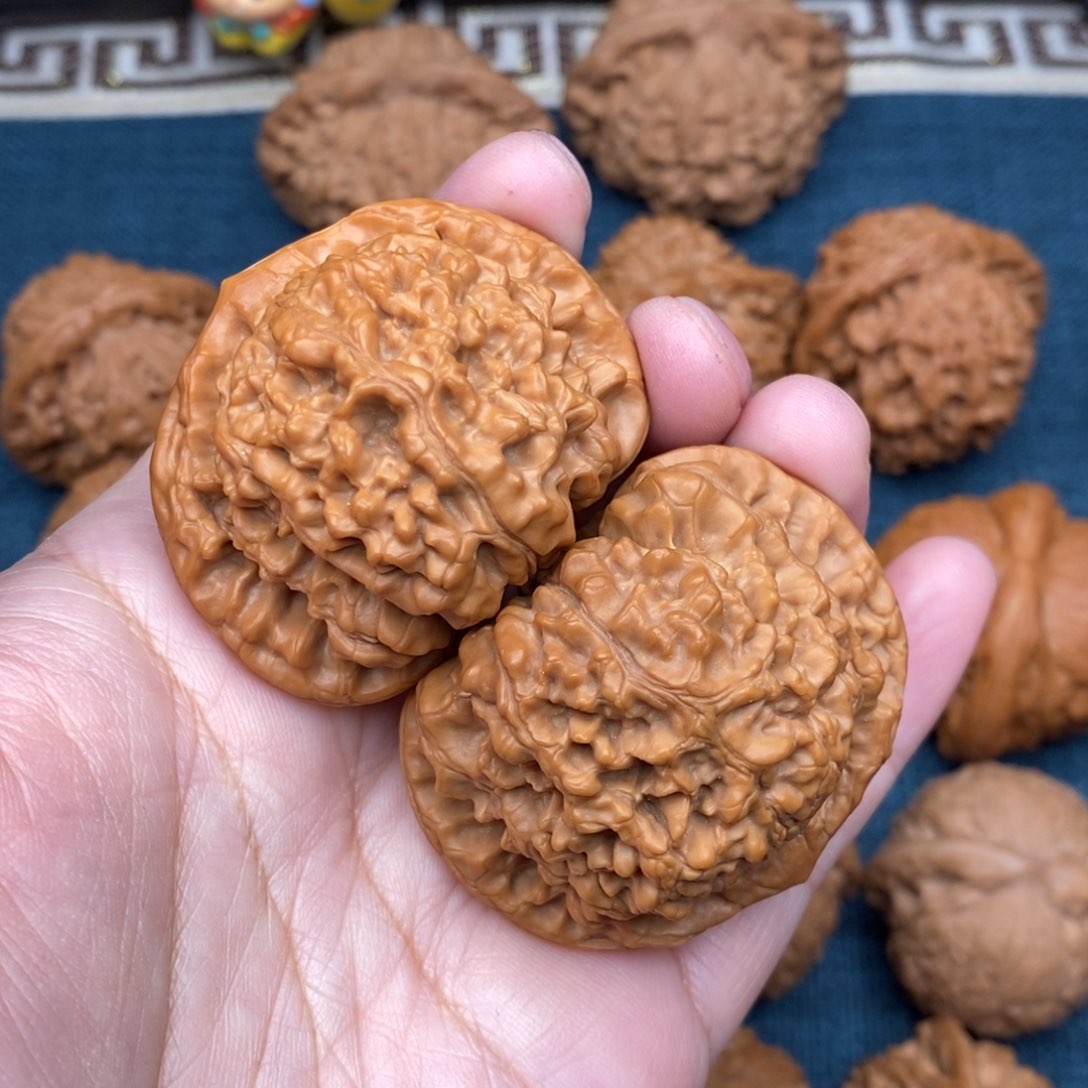 文玩核桃把件47官帽