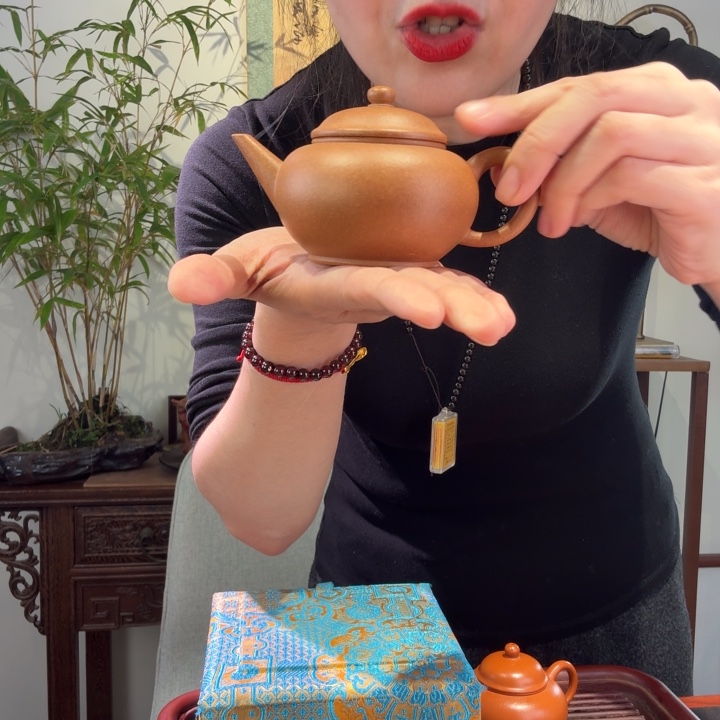 紫砂茶壶哈哈哈哈哈我说