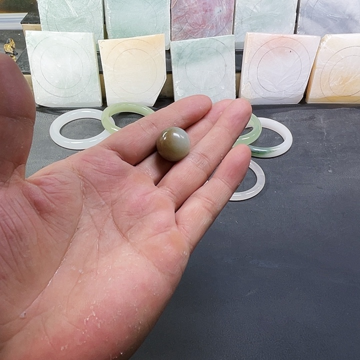 【闪购商品】和田玉未镶嵌颈饰月**楼