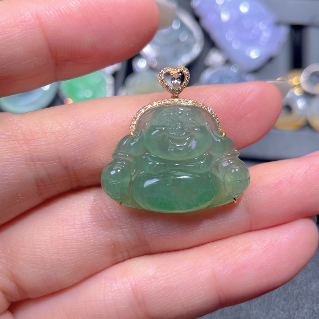 颈饰18K金镶嵌翡翠翡翠