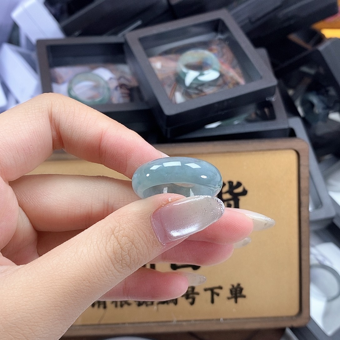 未镶嵌戒指翡翠b022