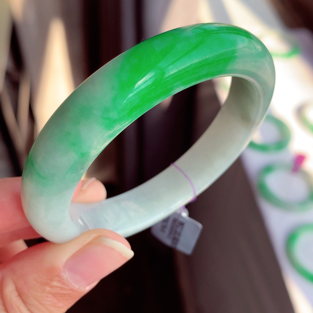 未镶嵌手镯翡翠缅甸翡翠