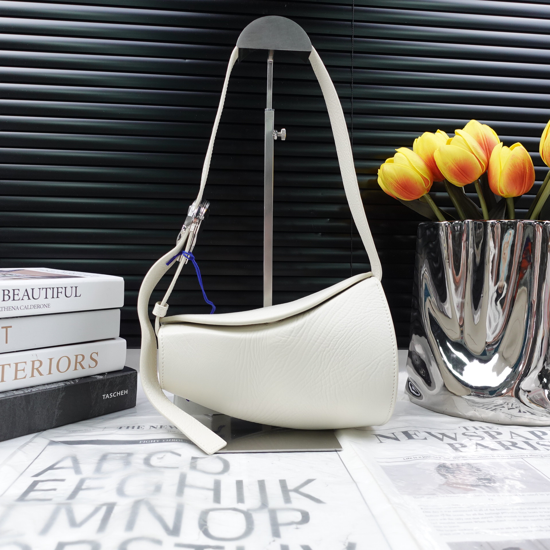 95新 BURBERRY/博柏利 单肩包/T10290106