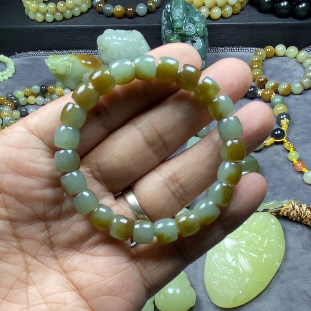 和田玉未镶嵌手串