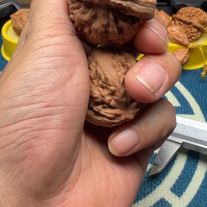 吊坠桃核霸王42核桃