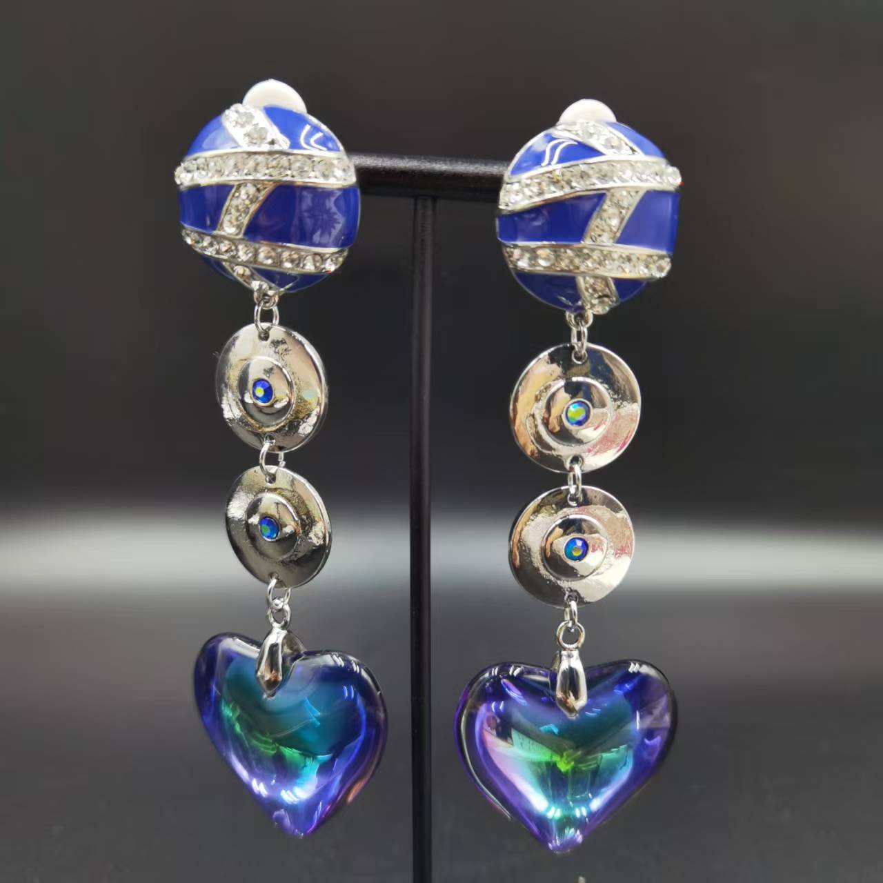 铜合金亚克力耳饰 【伊琳饰品】蓝心扫肩耳饰