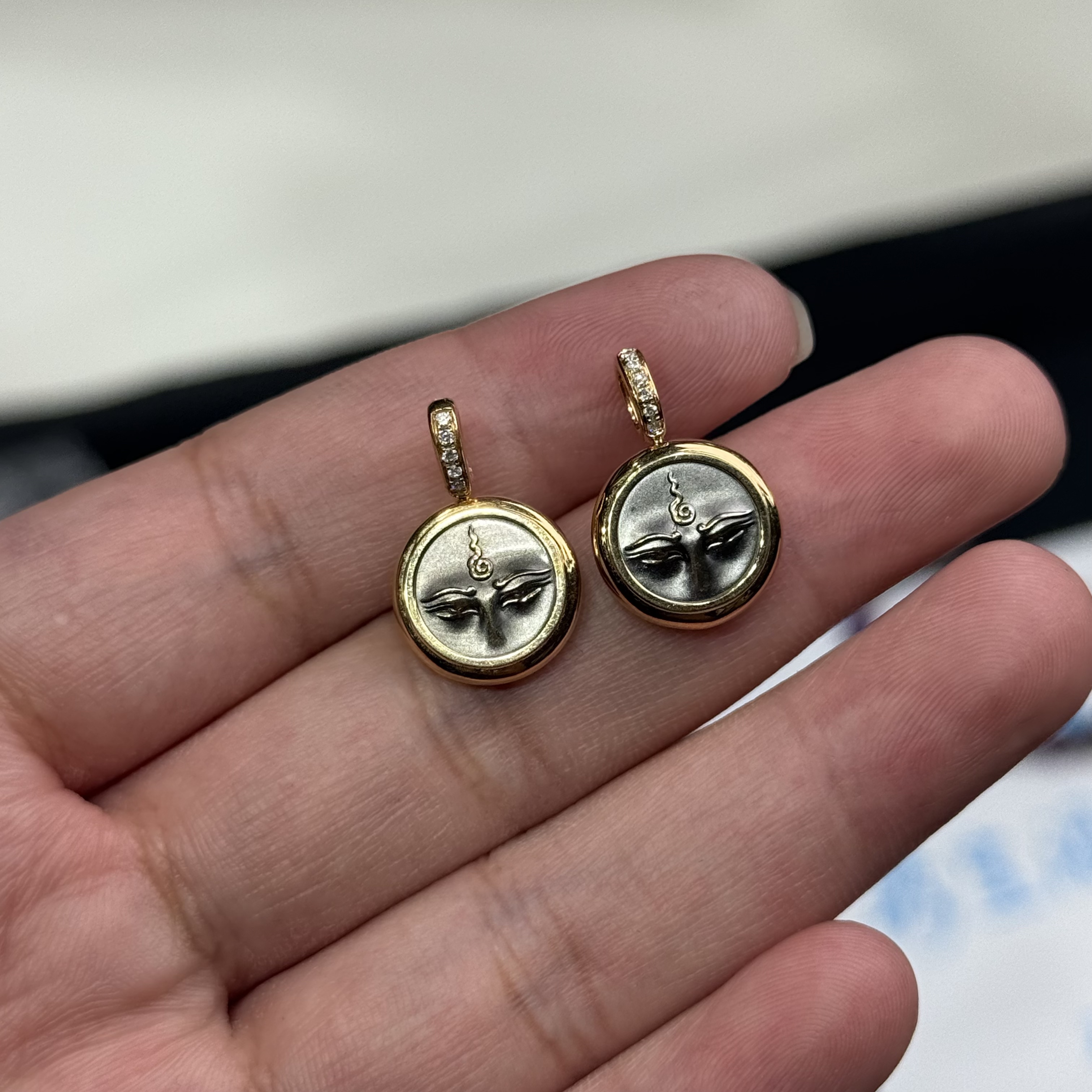 【举石珍宝阁】TH0619-6677-99个性吊坠18k（一件/多样性发）R
