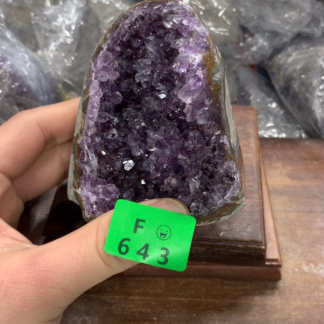 紫晶大型摆件（非配饰）未镶嵌
