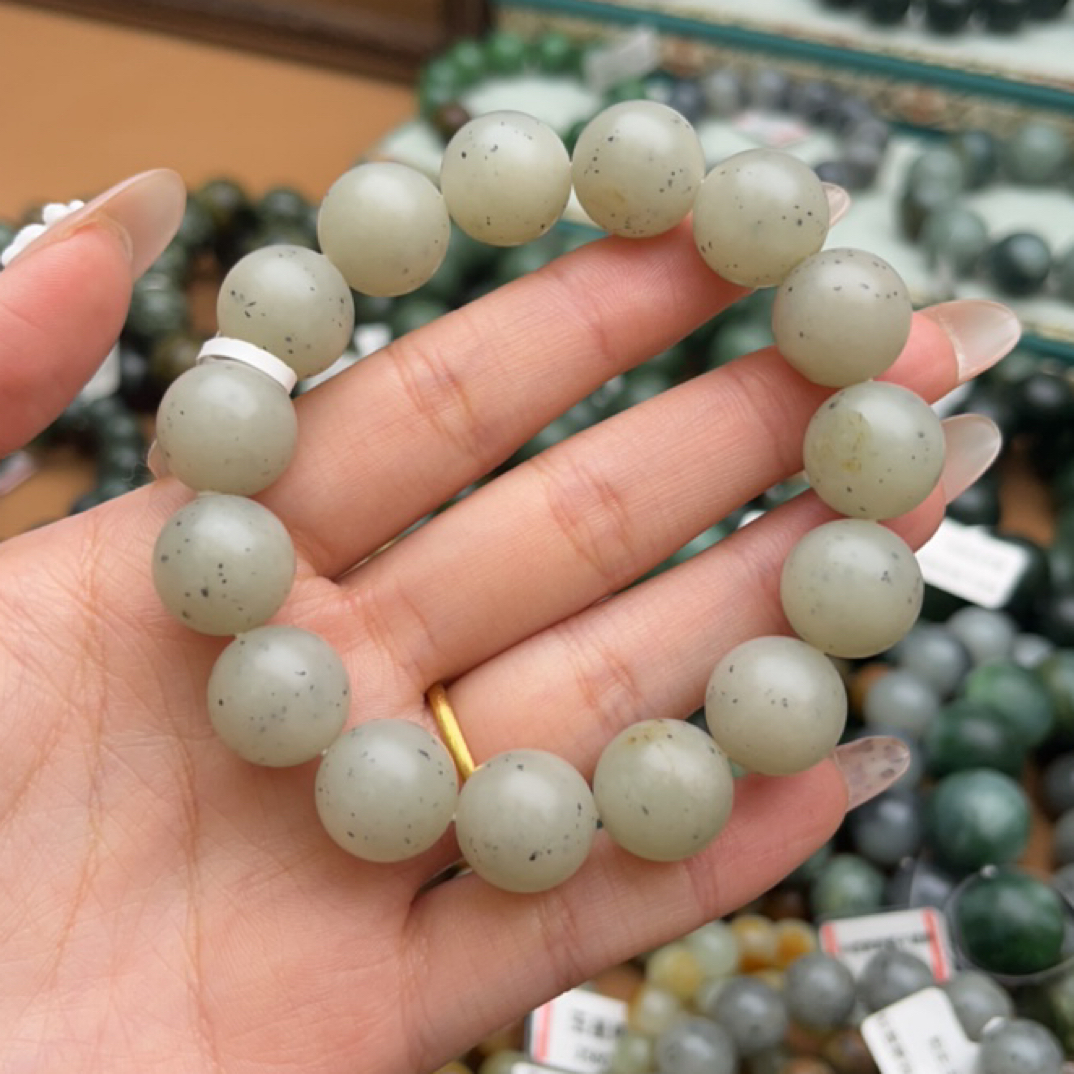 和田玉手串1221d拍一发一