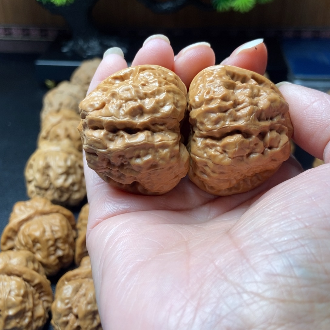 梦***丞把件文玩核桃蛤蟆头