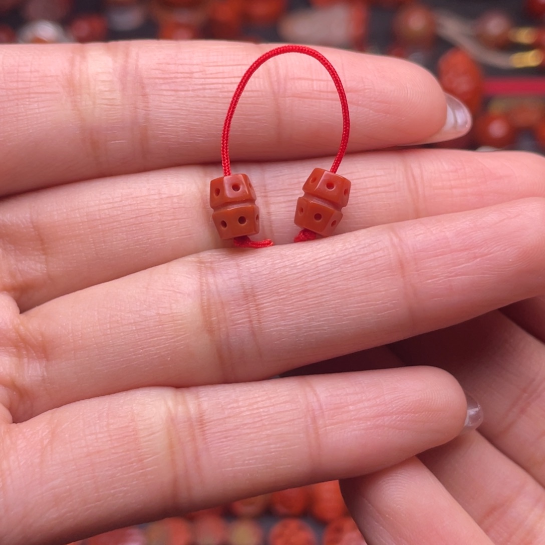 南红玛瑙未镶嵌配饰