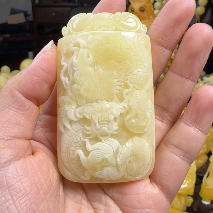 蜜蜡珠宝奇石未镶嵌