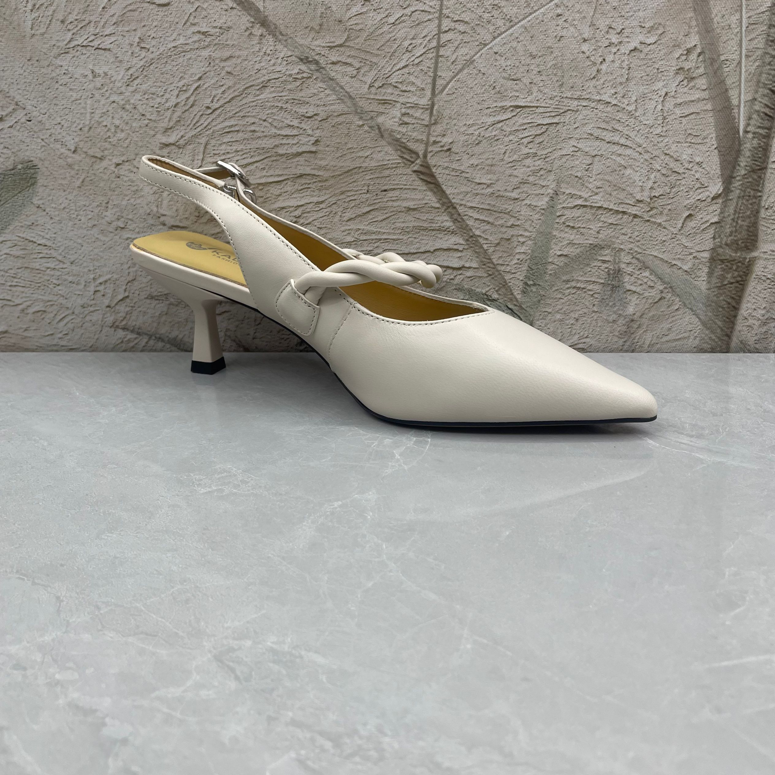 单鞋女 (羊皮)1732-16