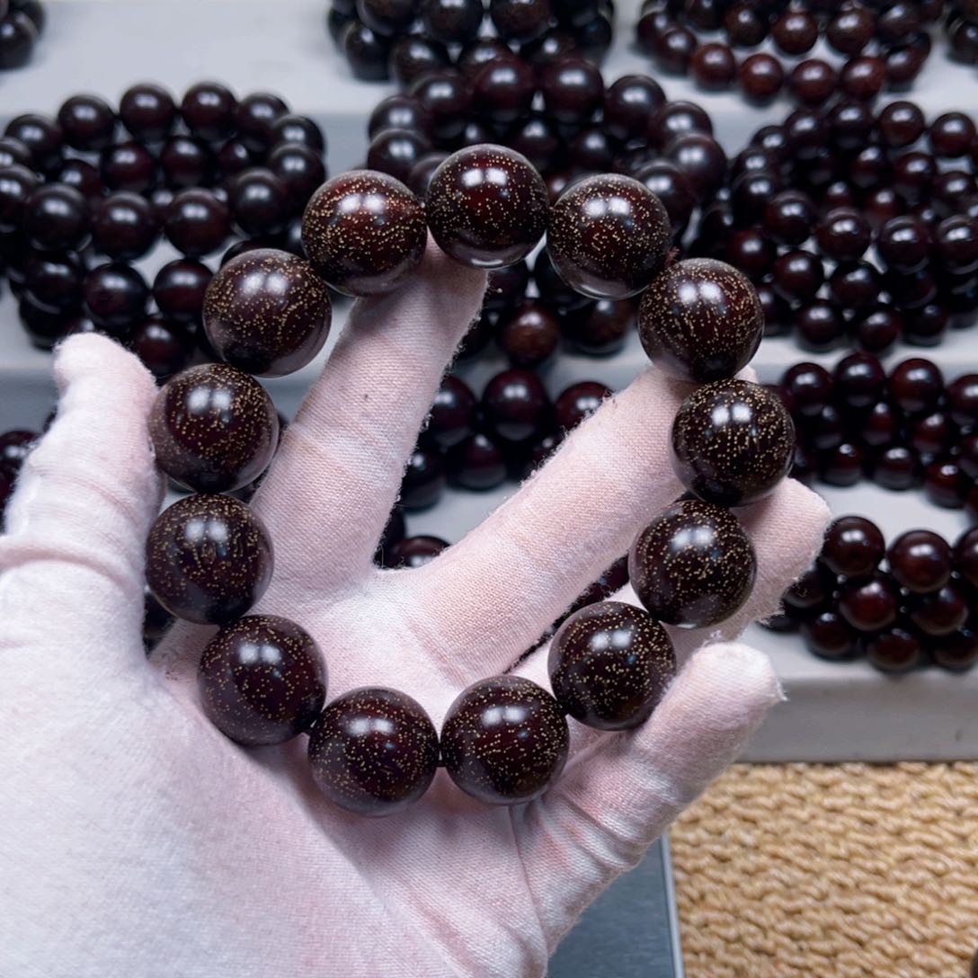 檀香紫檀（小叶紫檀）开*果1.8爆