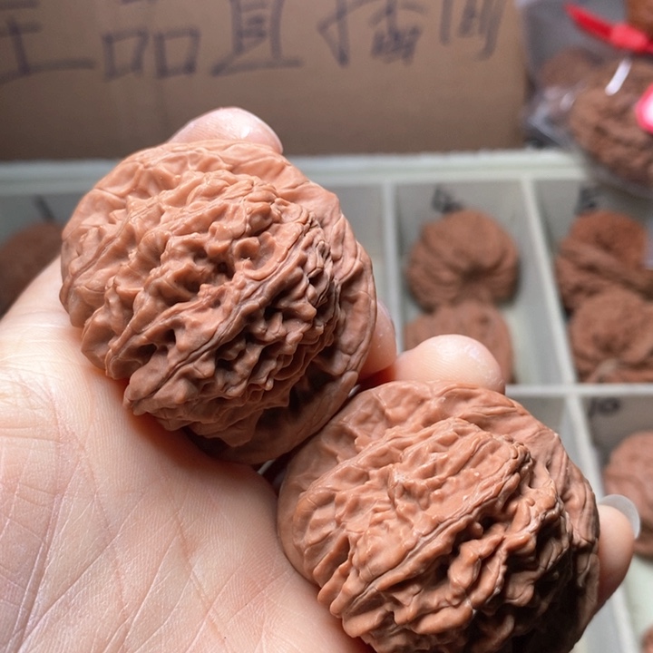 文玩核桃吊坠四座楼