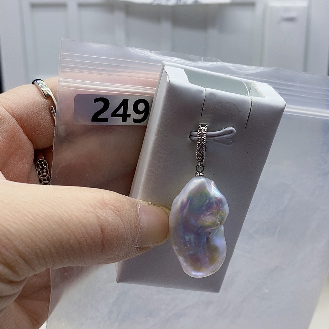 颈饰合金淡水珍珠