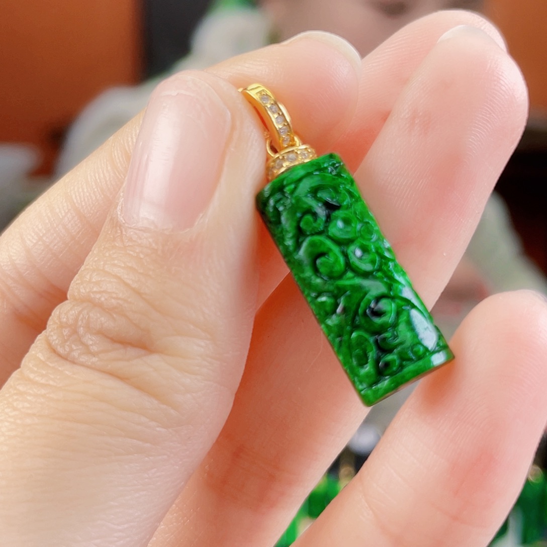 翡翠未镶嵌耳饰饰品