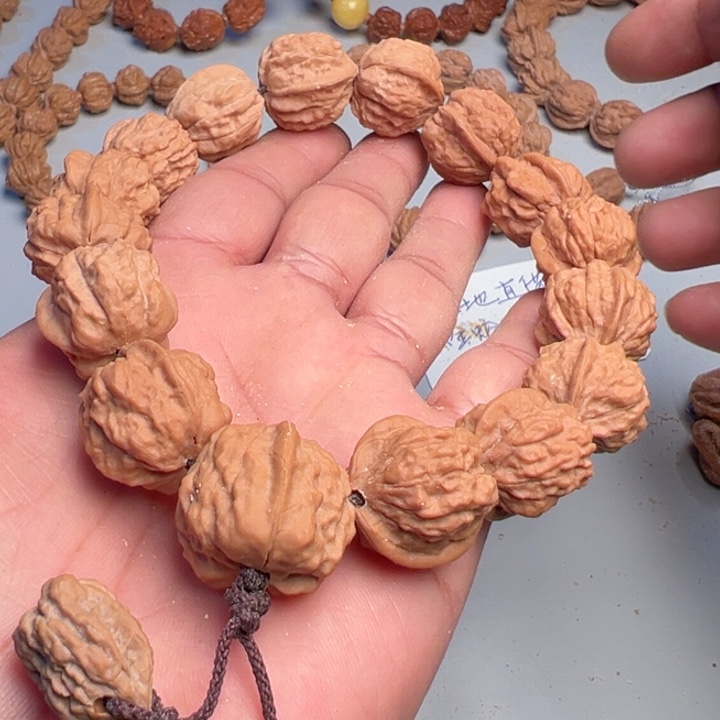 吊坠猴头核桃金蟾21太空舱