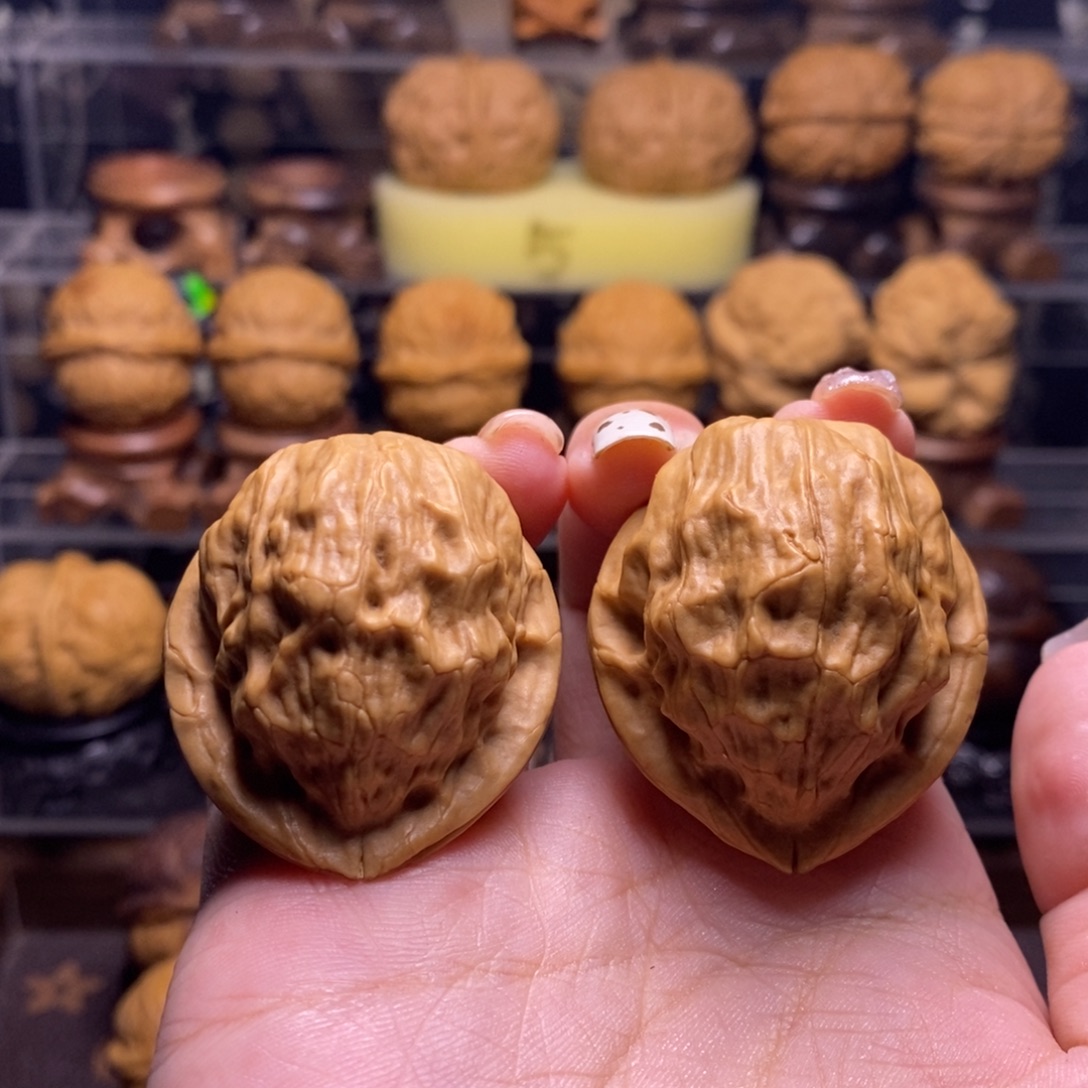 方***界把件文玩核桃Z66荷叶金蟾37尺