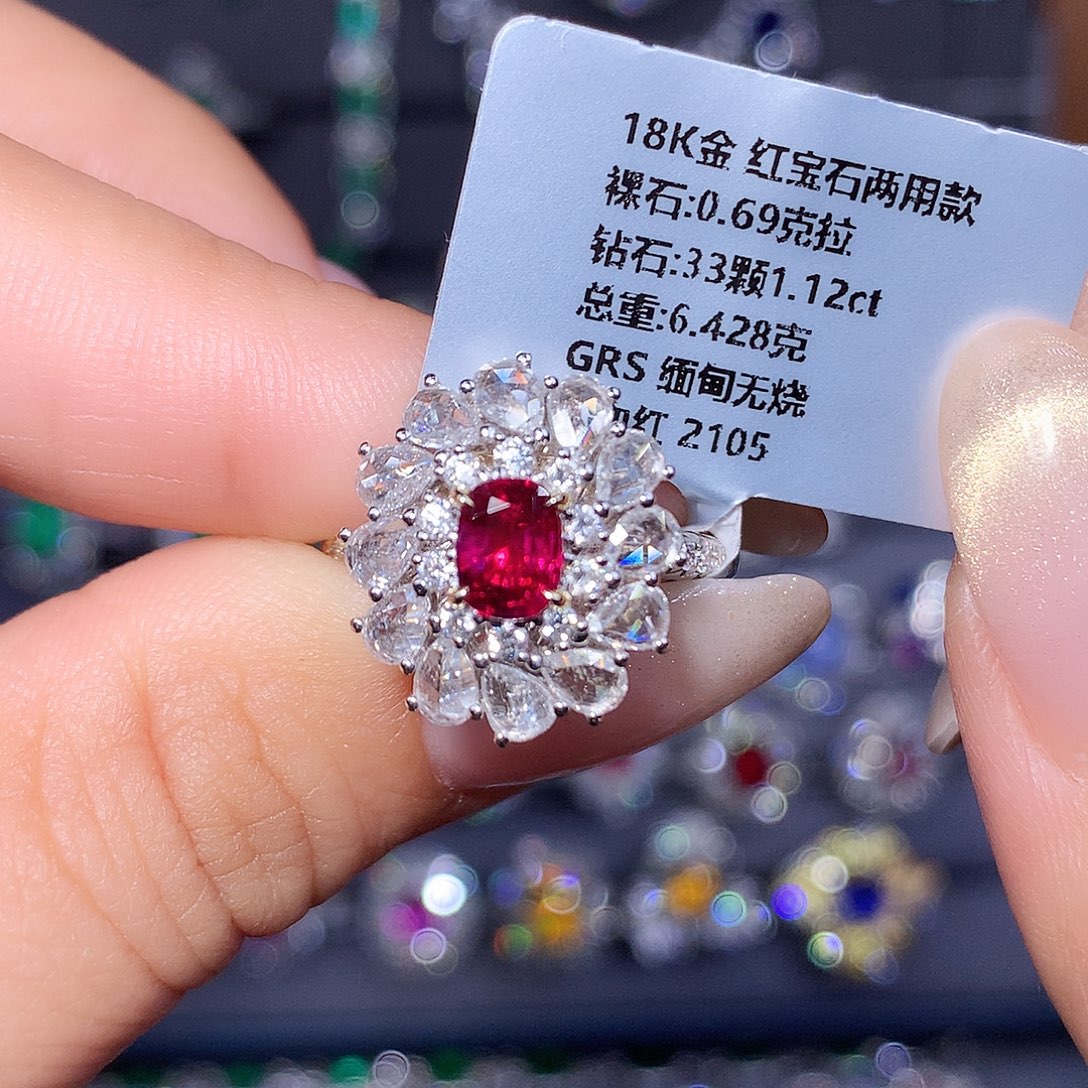 红宝石18K金镶嵌戒指