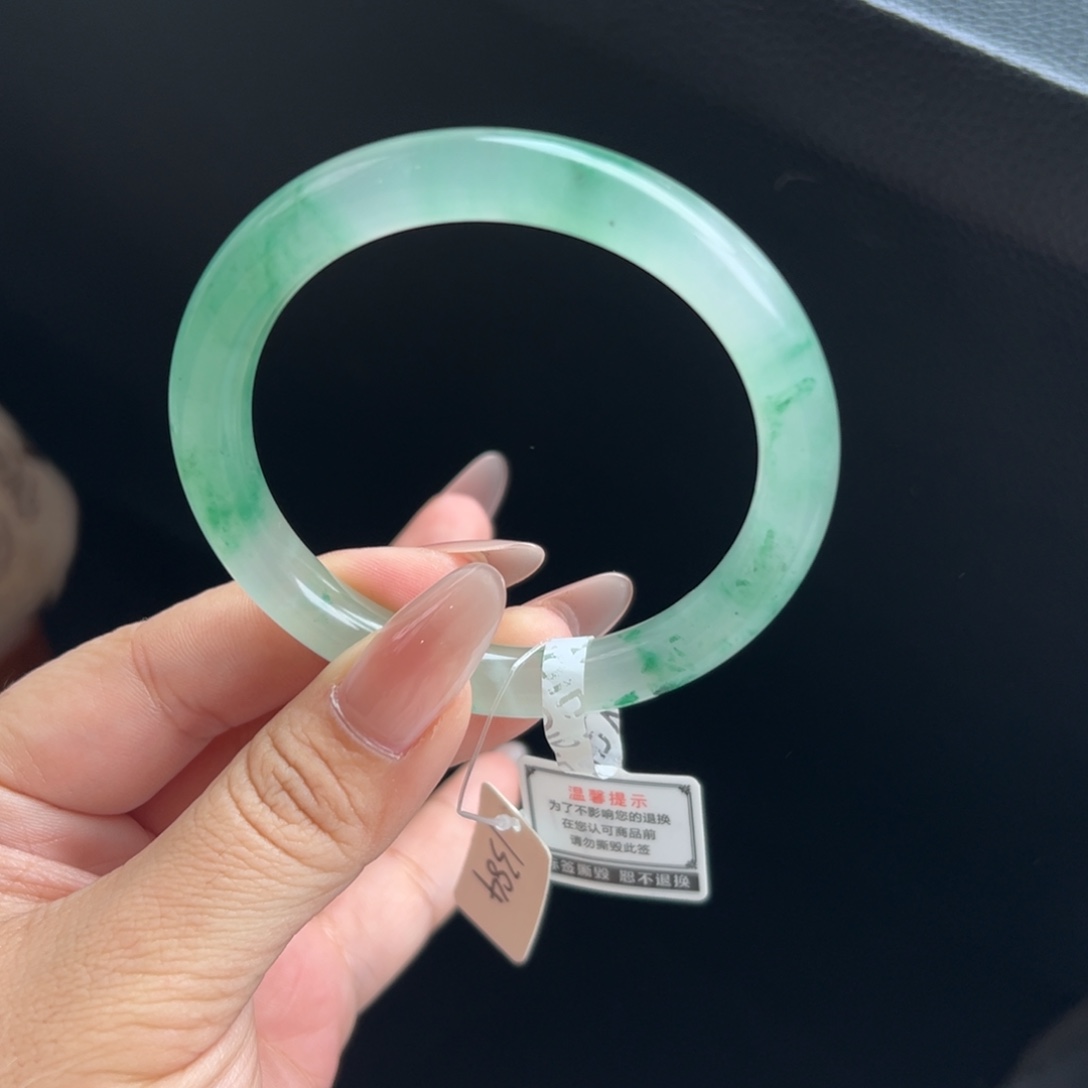 石英质玉未镶嵌手镯56