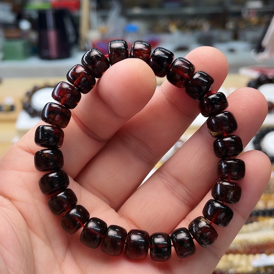 琥珀未镶嵌裸石九