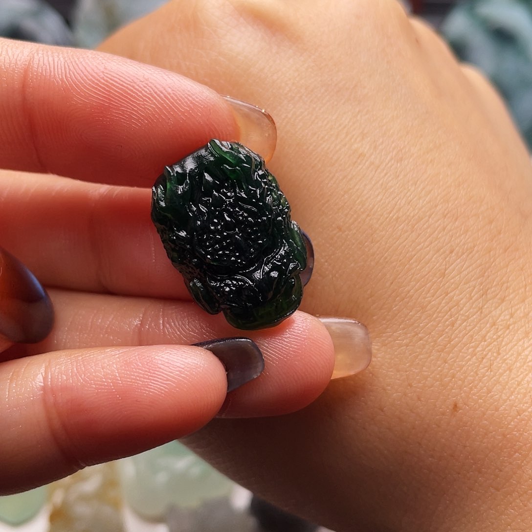 未镶嵌定制翡翠装*虎天然