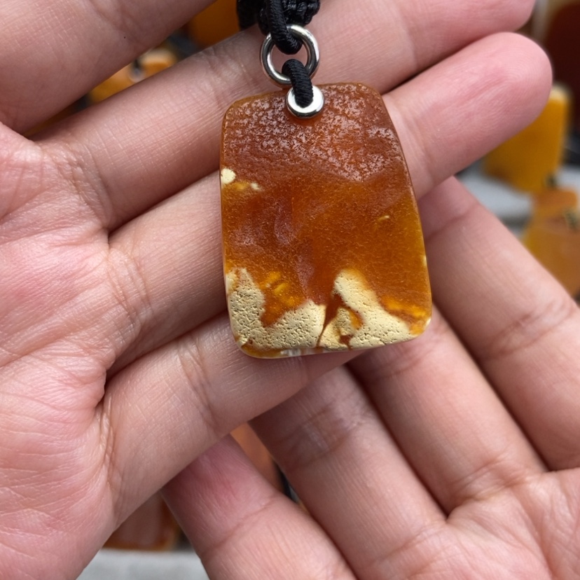 【闪购商品】琥珀珠宝奇石未镶嵌