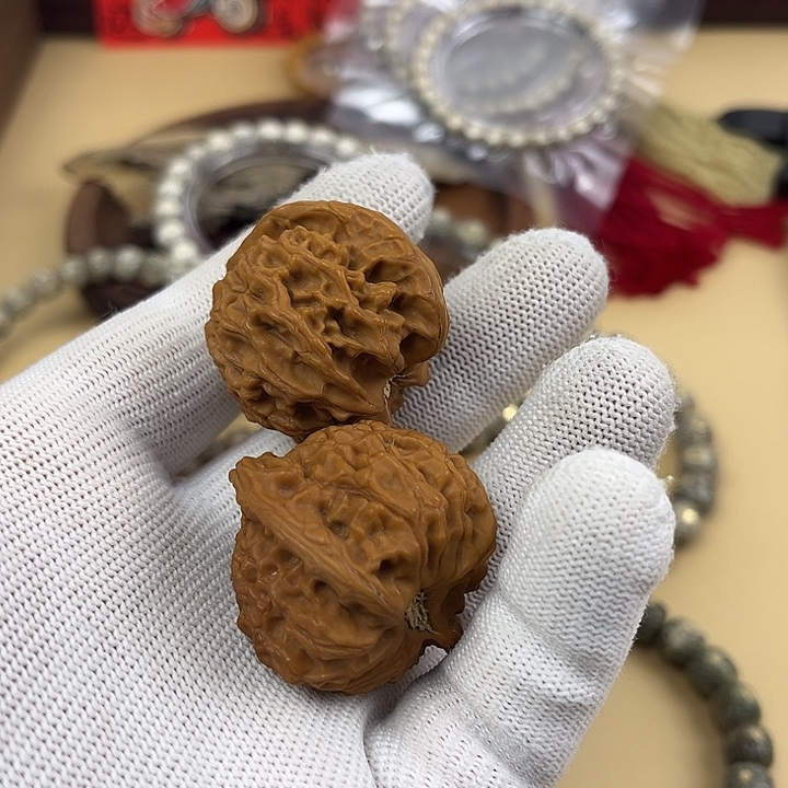 吊坠星月菩提核桃