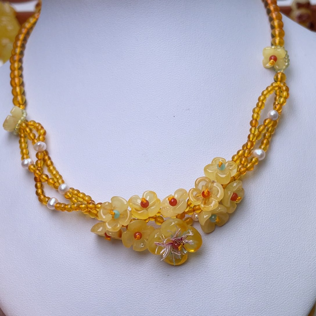 琥珀吊坠(赠链)未镶嵌