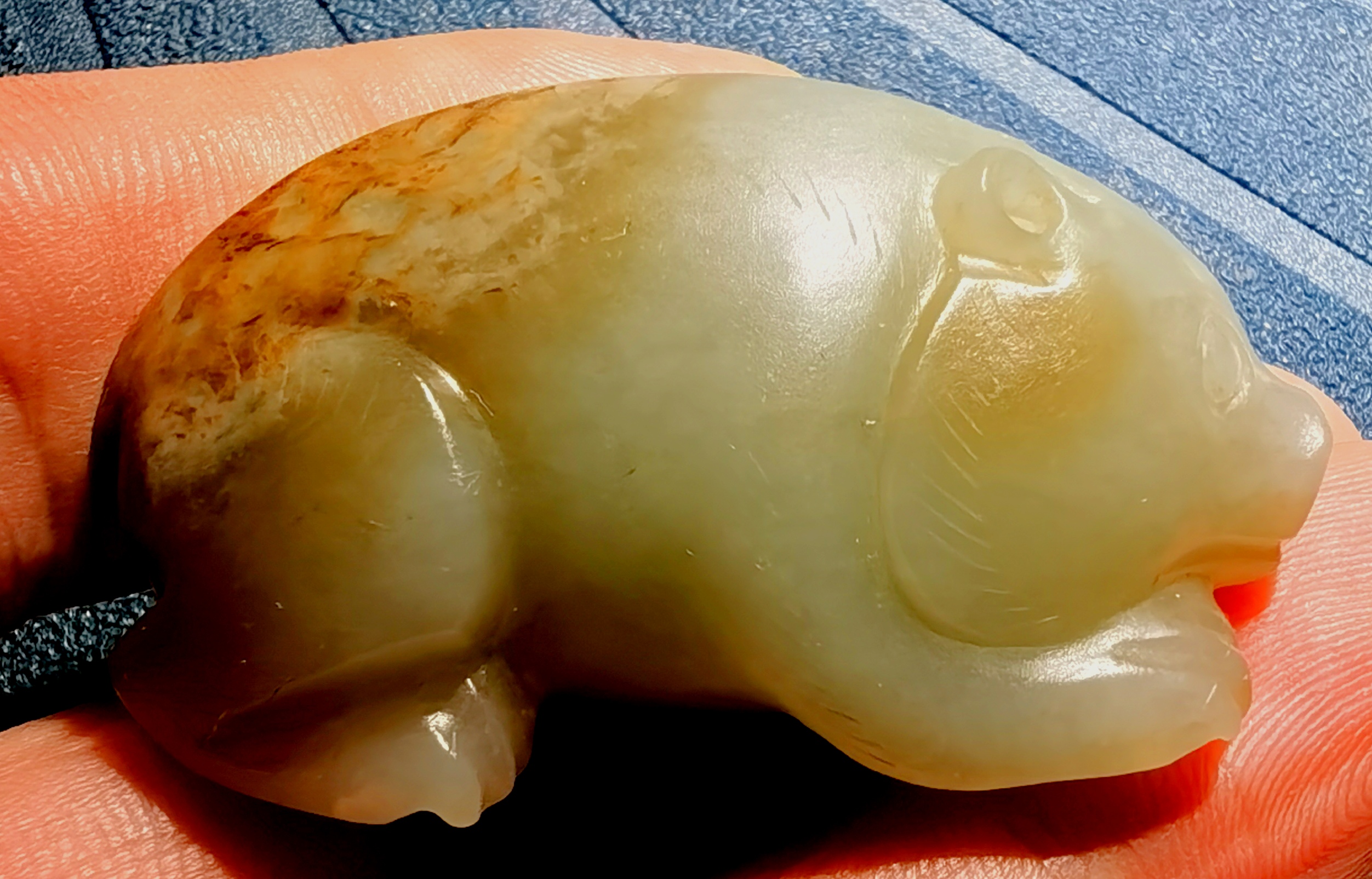 汉代玉熊局部沁色