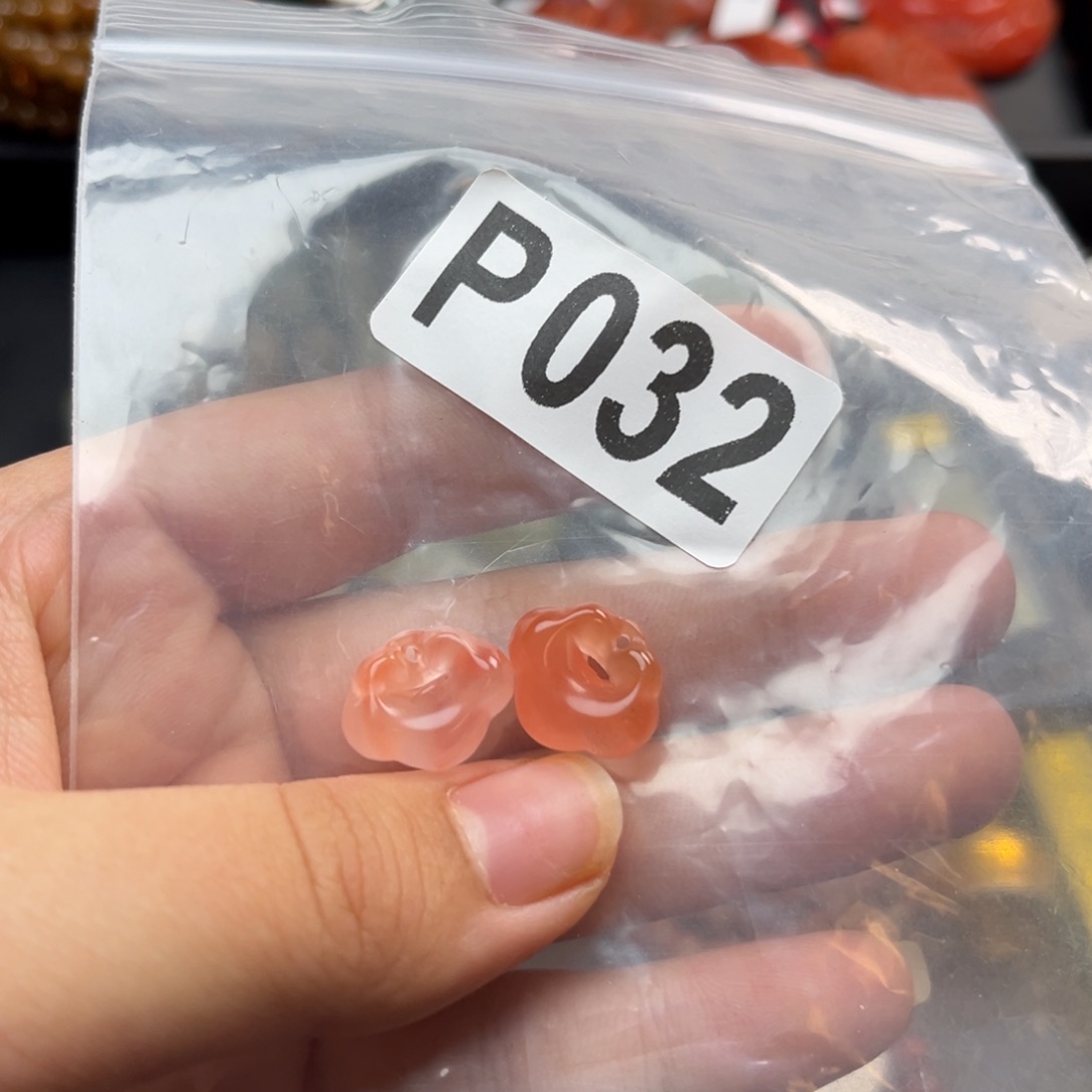 南红玛瑙未镶嵌珠宝奇石