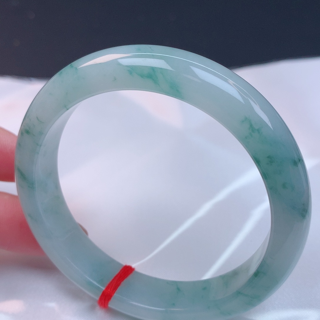 【闪购商品】未镶嵌手镯翡翠56+