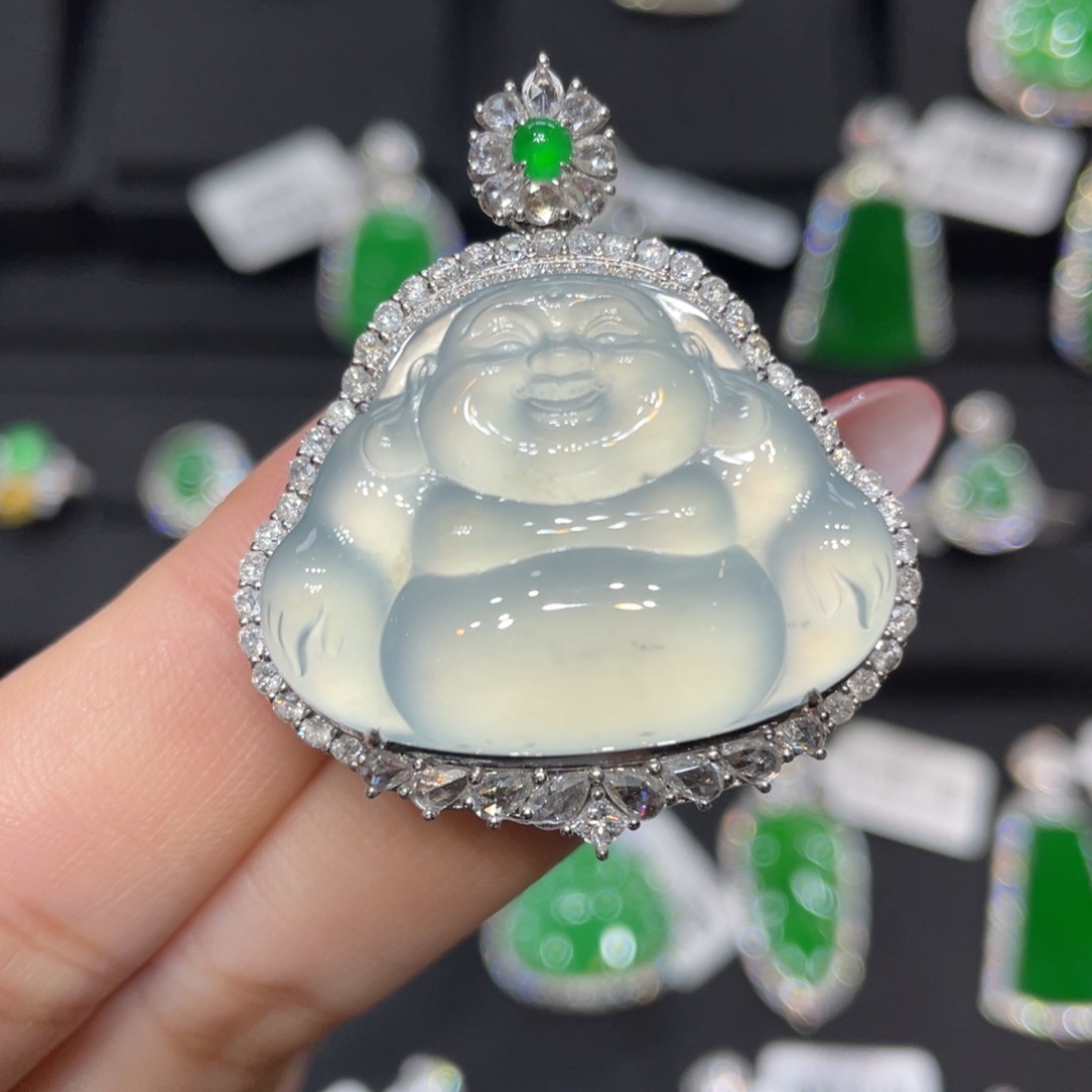 翡翠18K金镶嵌颈饰天然缅甸翡翠a货