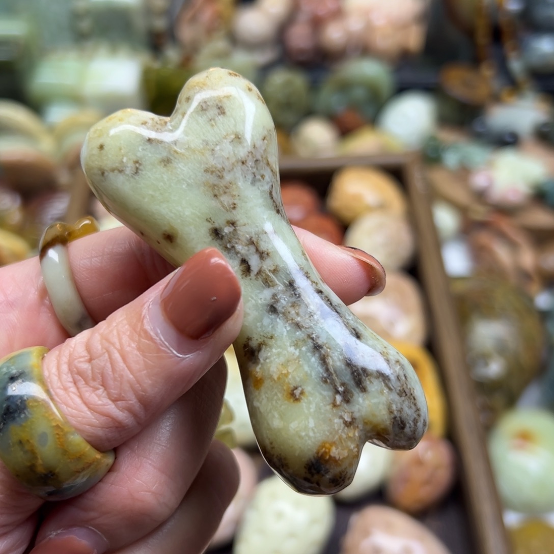 江***宁岫玉未镶嵌颈饰骨头手玩