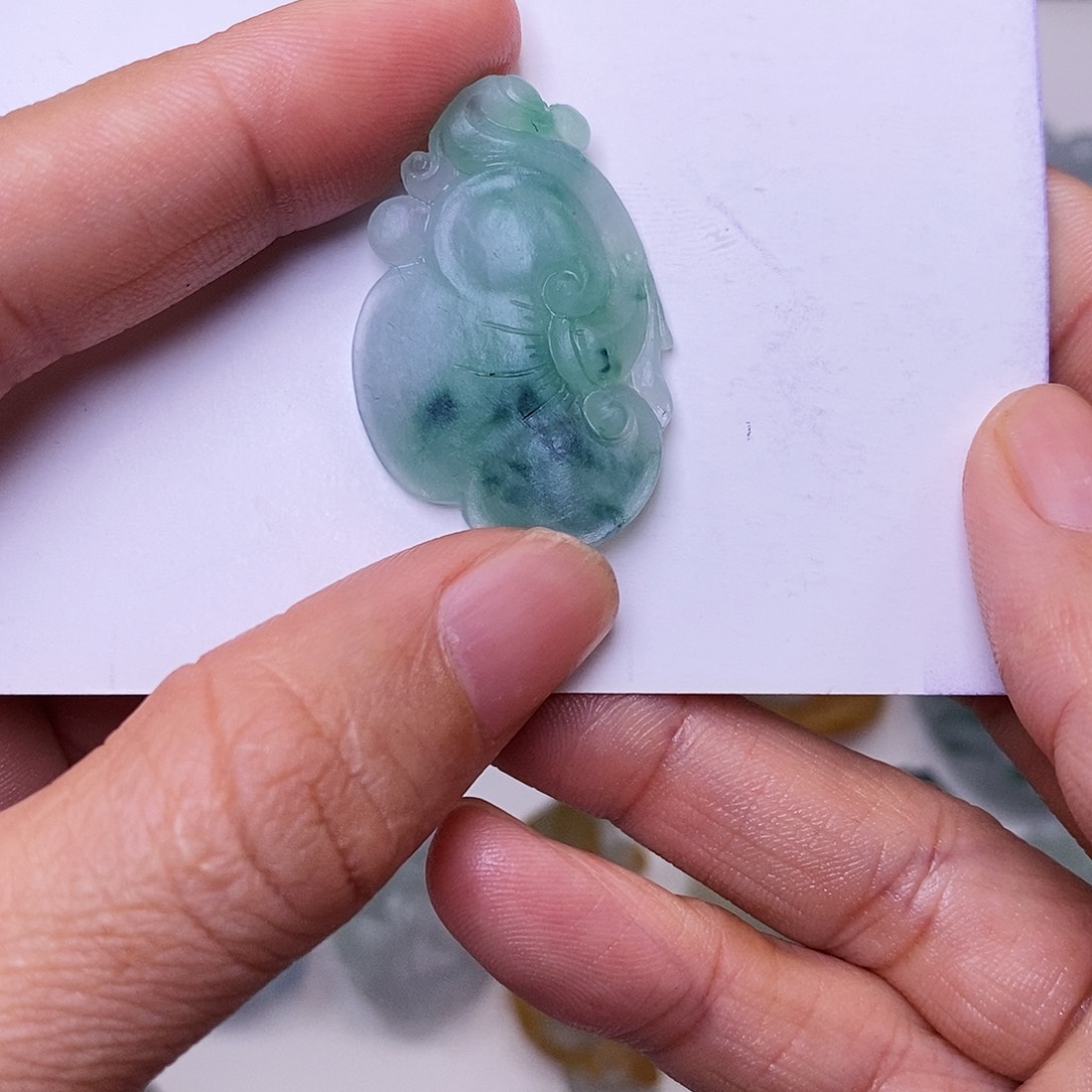 定制翡翠未镶嵌翡翠