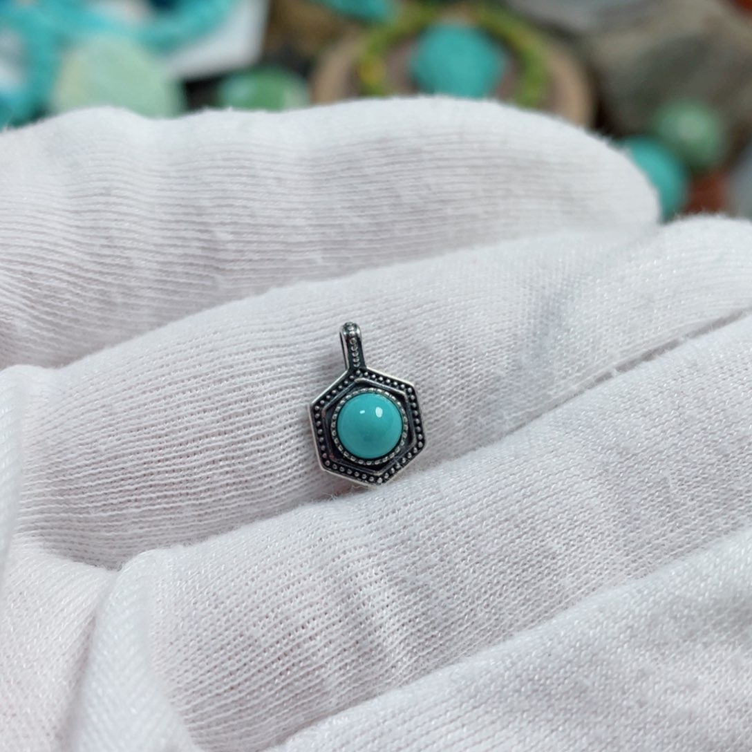 绿松石珠宝奇石银S925镶嵌