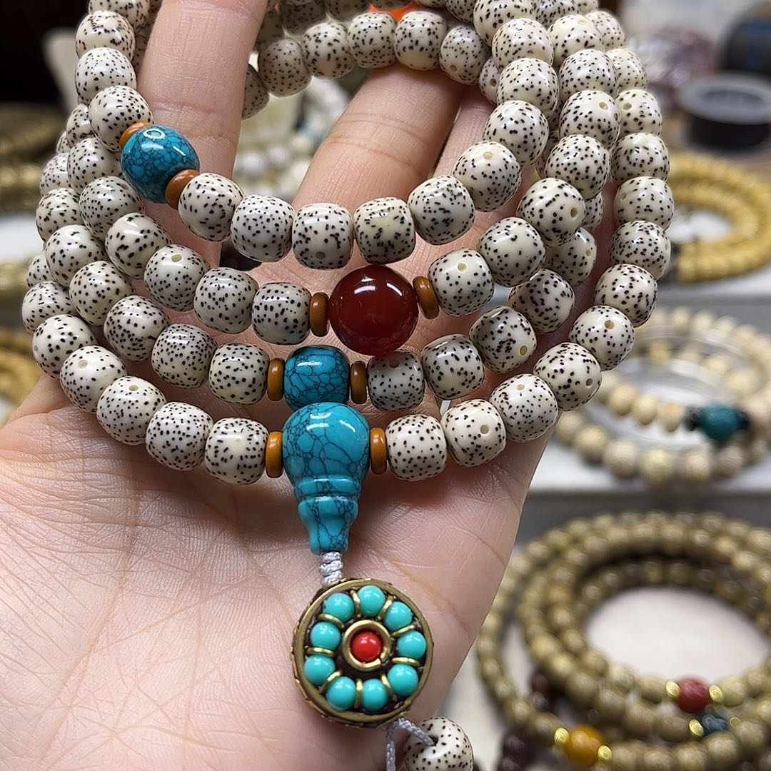 吊坠星月菩提星月菩提原生态