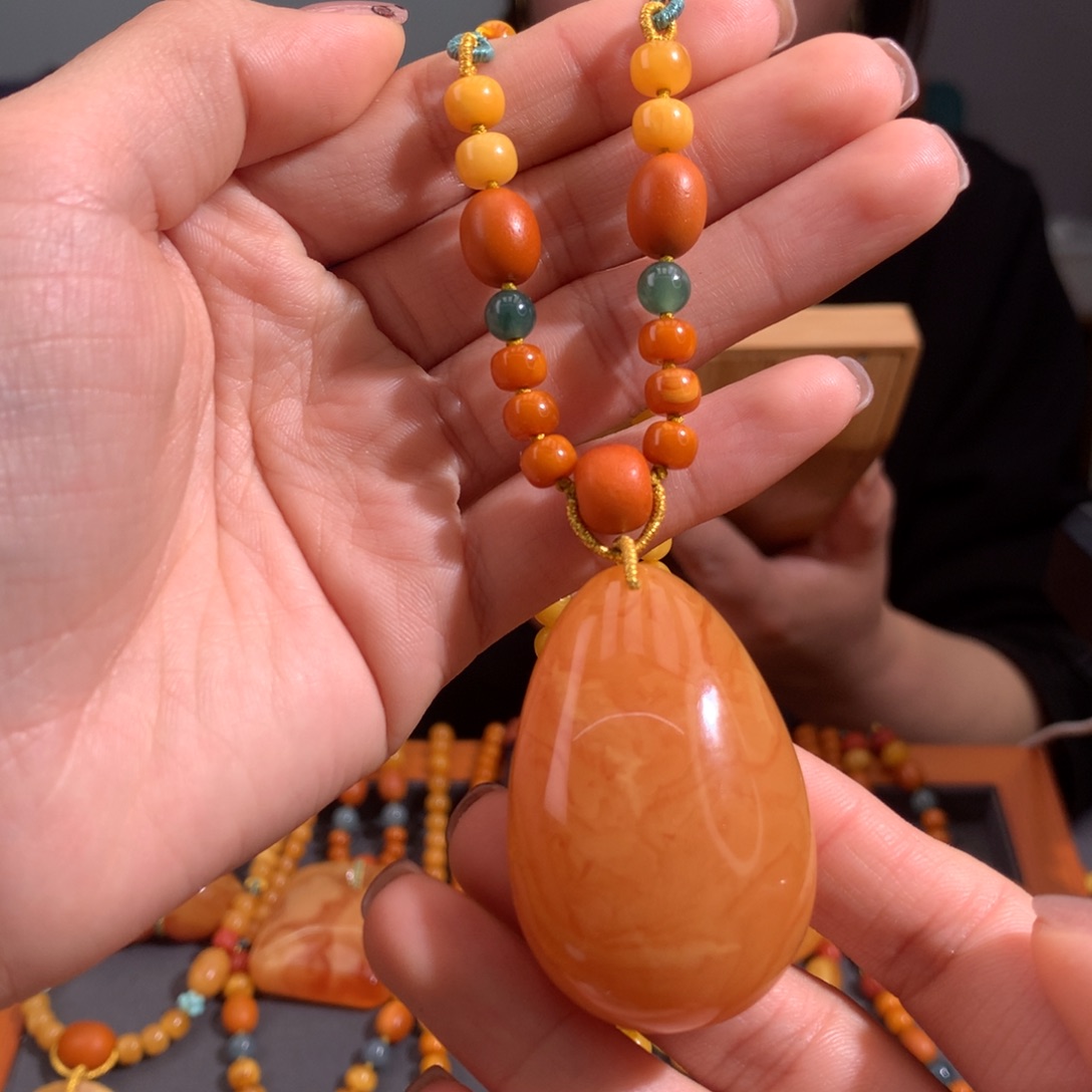 蜜蜡颈饰未镶嵌水滴