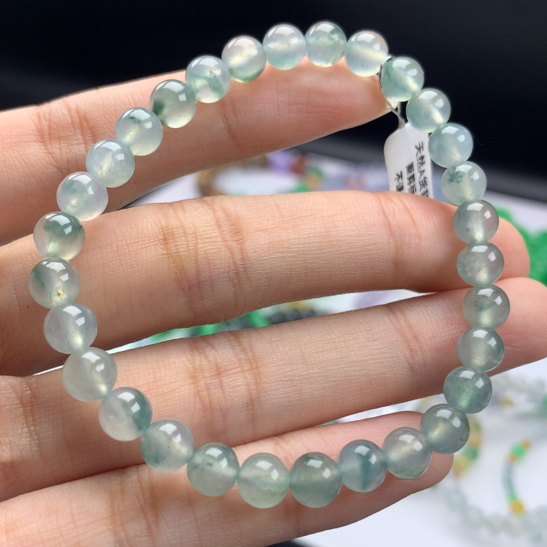 翡翠手链未镶嵌卡