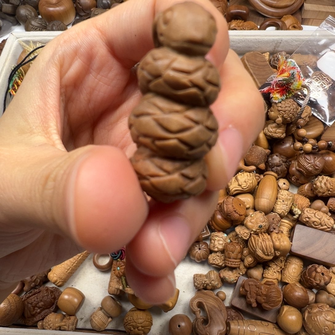 檀香木纯手工蛇老山檀