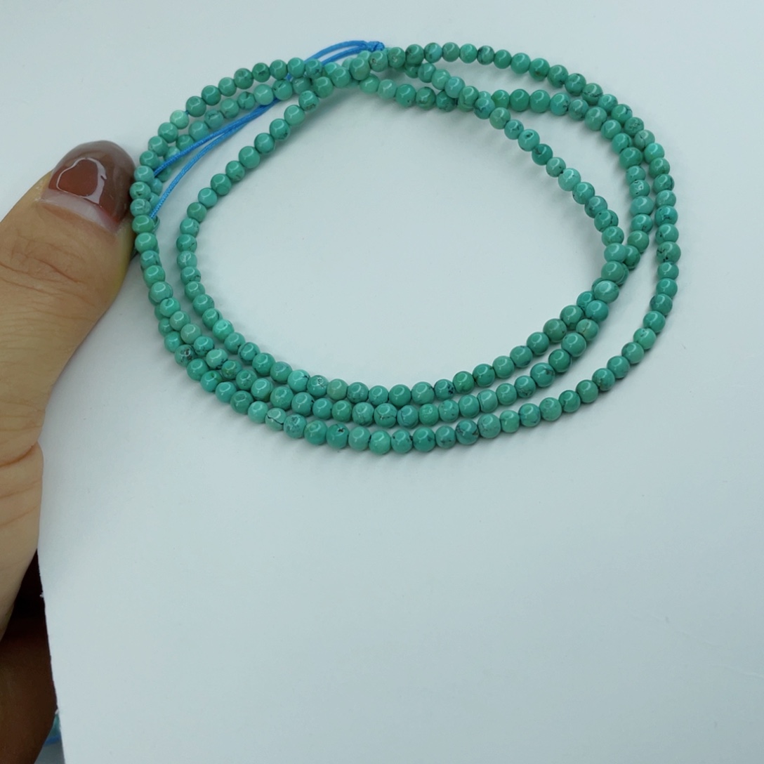 绿松石颈饰未镶嵌