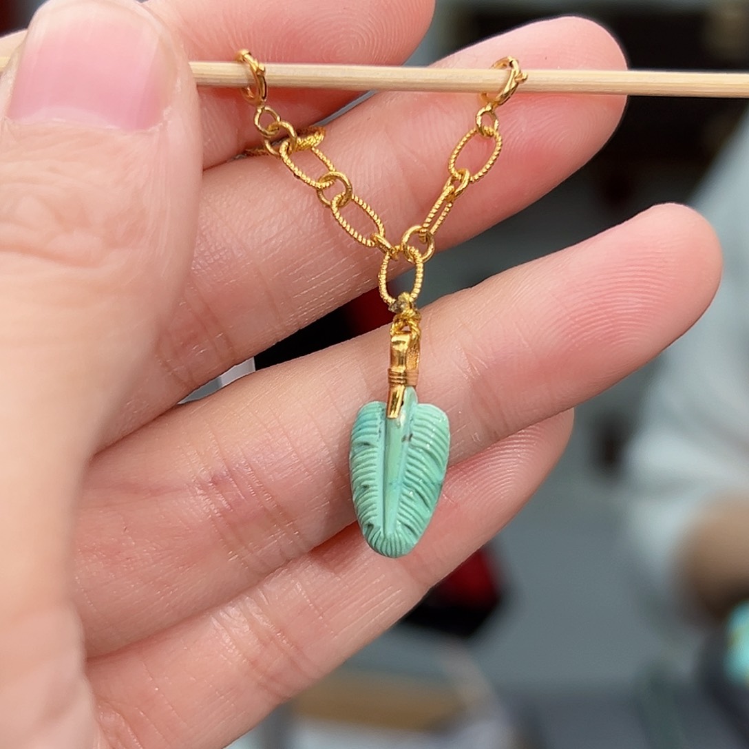 绿松石珠宝奇石18K金镶嵌