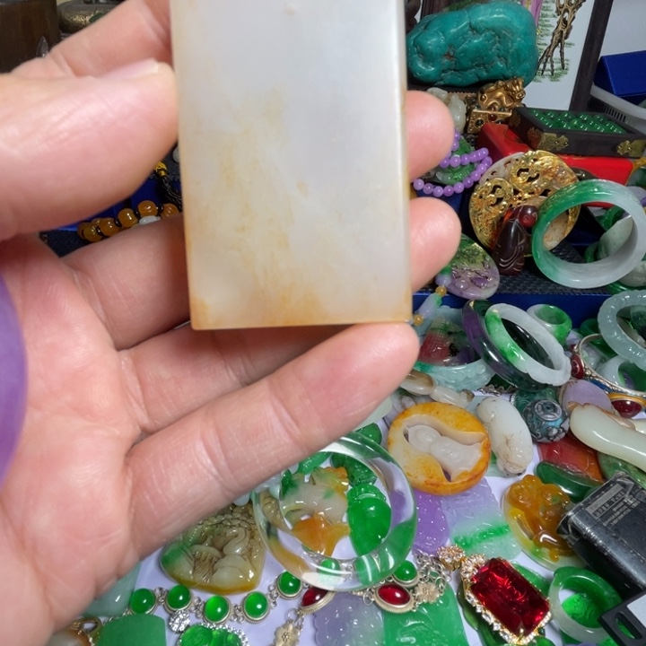 喜***饰滴血莲花菩提把件