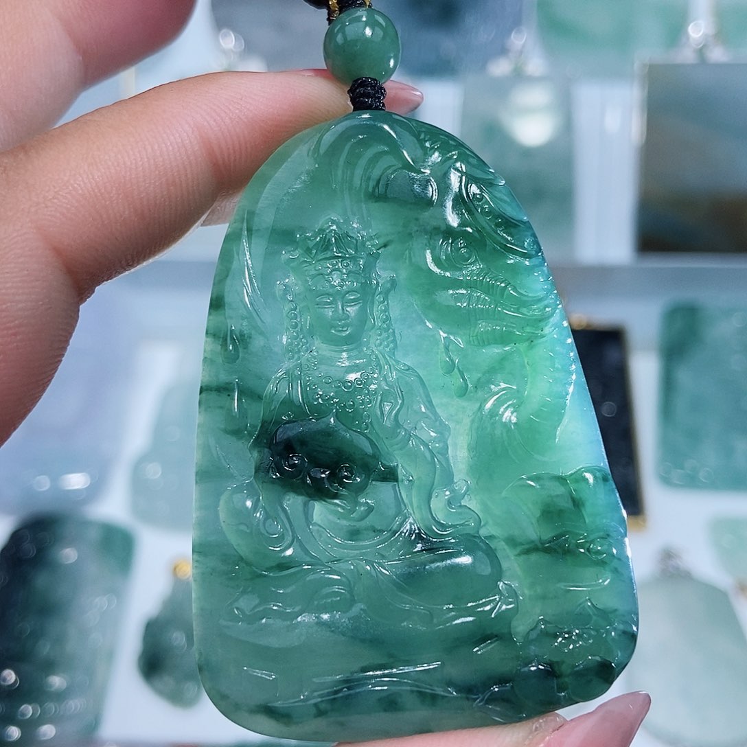 翡翠吊坠(不含链)未镶嵌